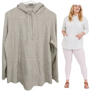 Torrid Fleece Raglan Tunic Hoodie in Light Grey - Size 00/10/M-L